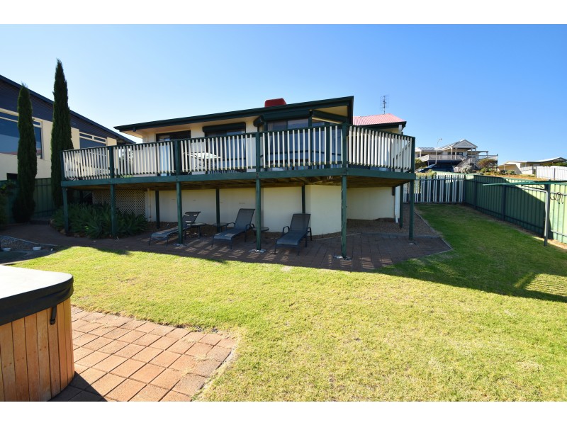 7 Stacey Drive, Carrickalinga SA 5204