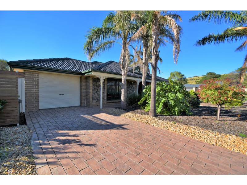 1 Parrumba Drive, Normanville SA 5204