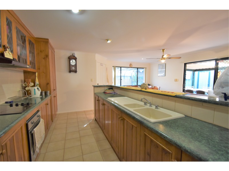 1 Parrumba Drive, Normanville SA 5204