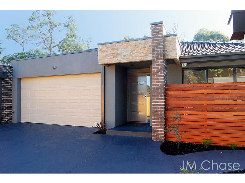 2/1 Purches Street, Mitcham VIC 3132