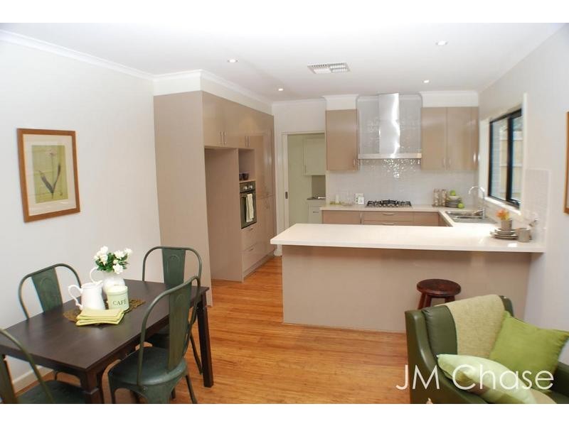 2/1 Purches Street, Mitcham VIC 3132