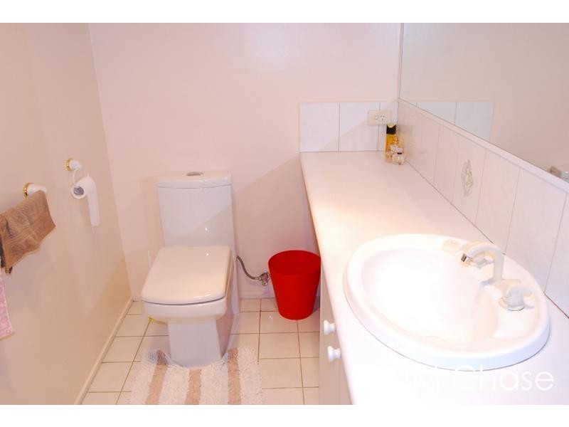 2 Heathcote Drive, Forest Hill VIC 3131