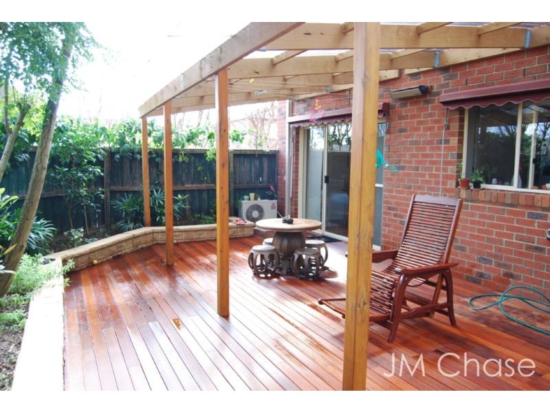 2 Heathcote Drive, Forest Hill VIC 3131