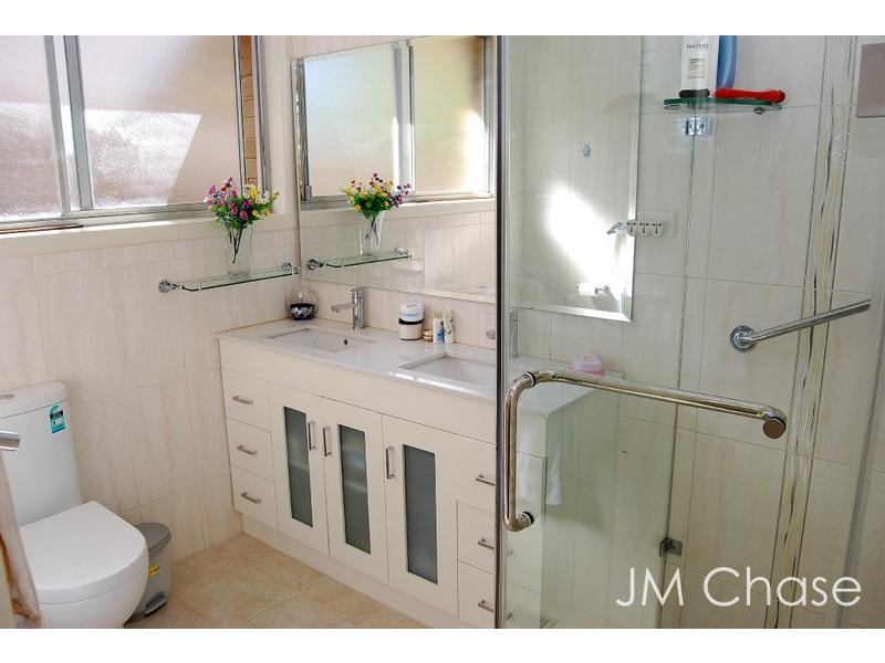 10 Inglewood Avenue, Forest Hill VIC 3131