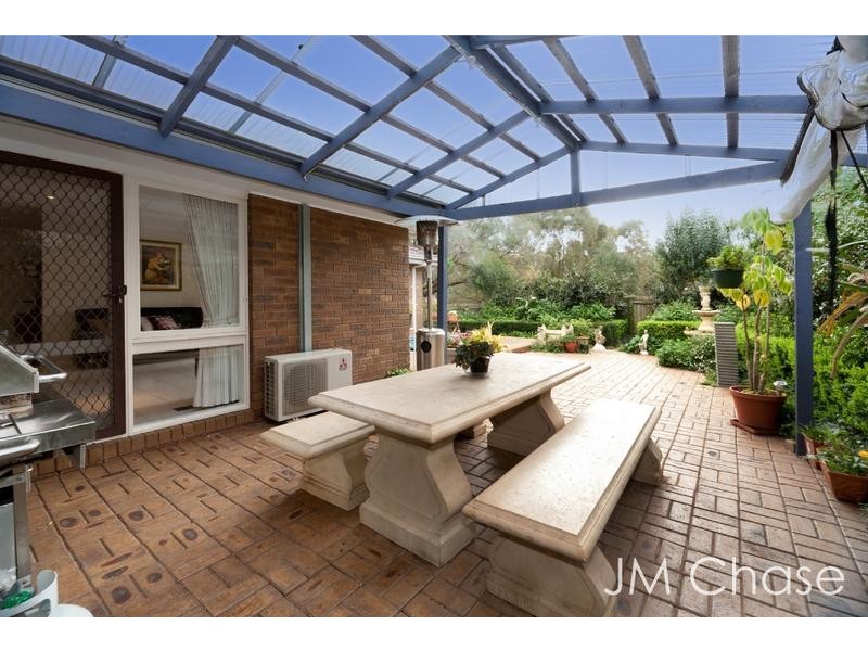 4 Chadwick Place, Vermont South VIC 3133