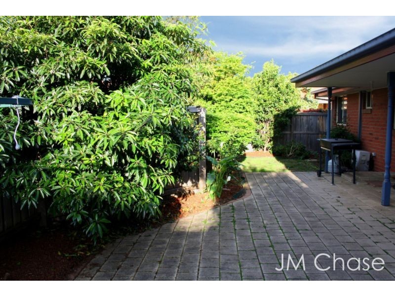 2 Maldon Terrace, Forest Hill VIC 3131