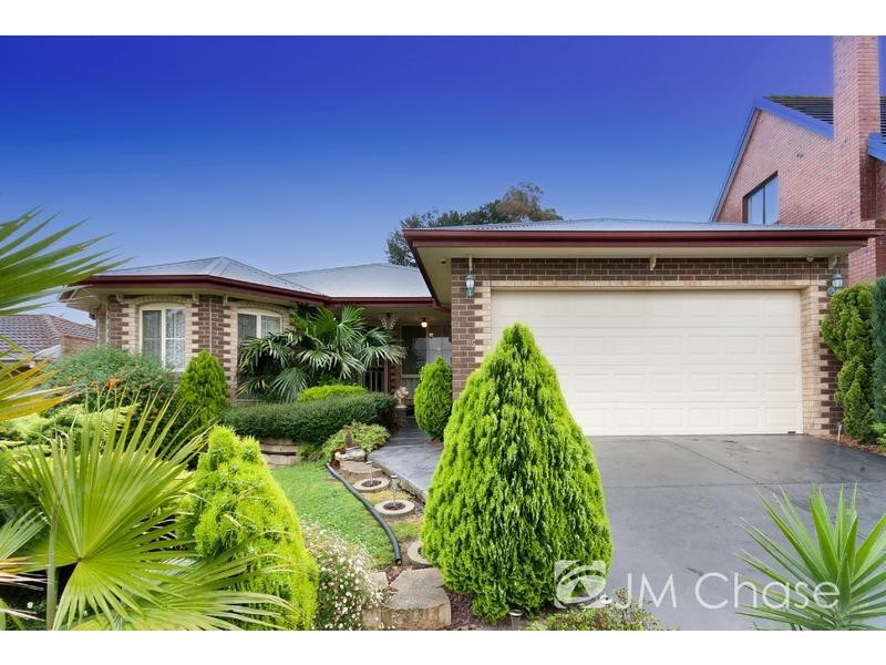 15 Cotswold Close, Vermont VIC 3133