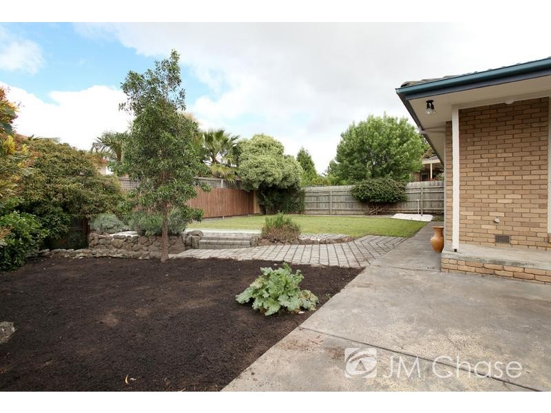 8 Shearers Court, Vermont South VIC 3133