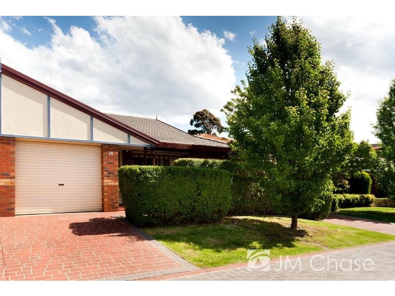 28 Sandon Circuit, Forest Hill VIC 3131