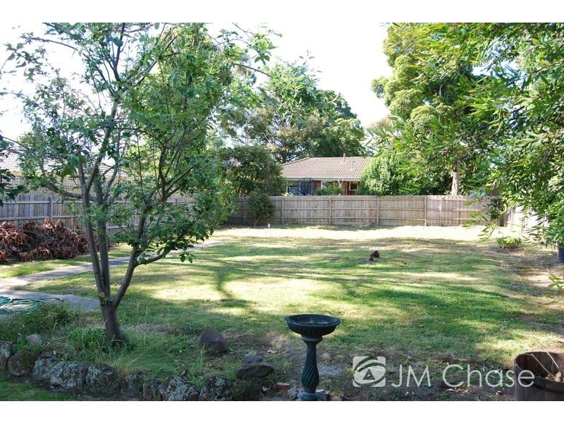 2/1 East India Avenue, Nunawading VIC 3131