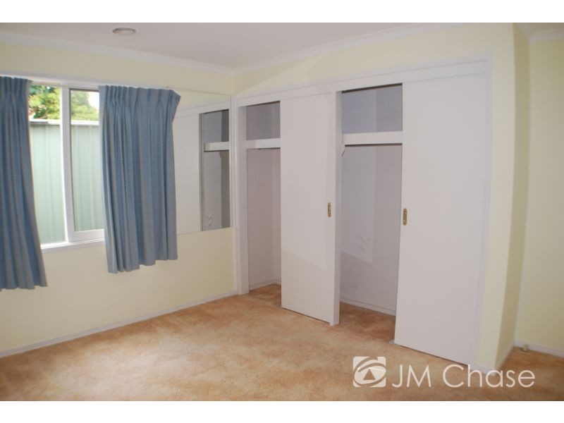 12 Radiant Crescent, Forest Hill VIC 3131