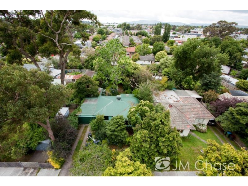 28 Burwood Avenue, Ringwood VIC 3134