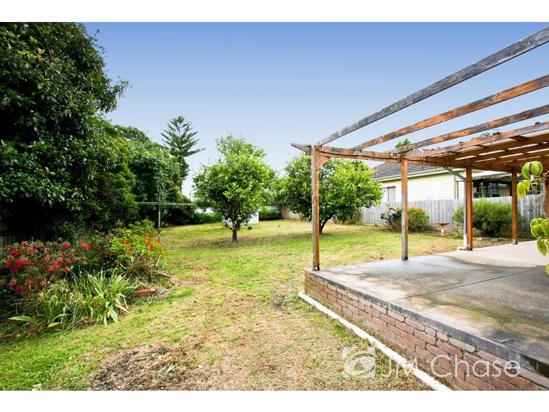 15 Victoria Avenue, Mitcham VIC 3132