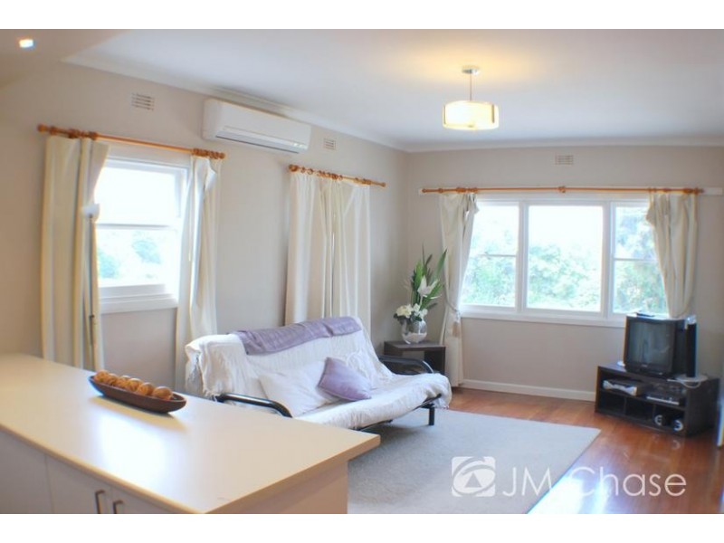 8 Percy Street, Mitcham VIC 3132