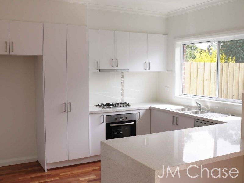 2/139 Porter Road, Heidelberg Heights VIC 3081