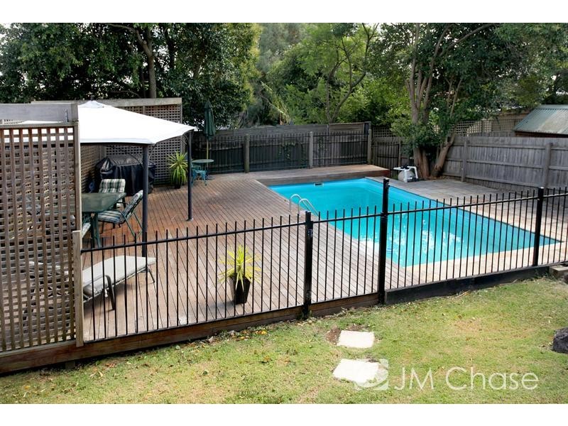 51 Orient Avenue, Mitcham VIC 3132