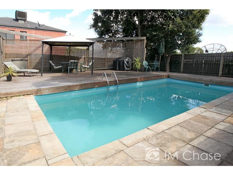 51 Orient Avenue, Mitcham VIC 3132