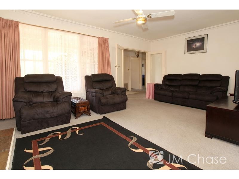 51 Orient Avenue, Mitcham VIC 3132