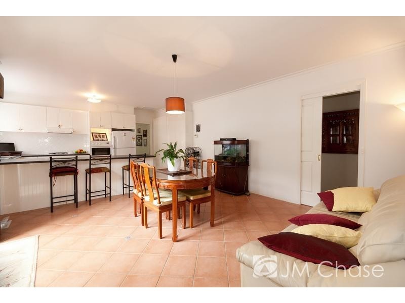 32 Westminster Close, Blackburn South VIC 3130