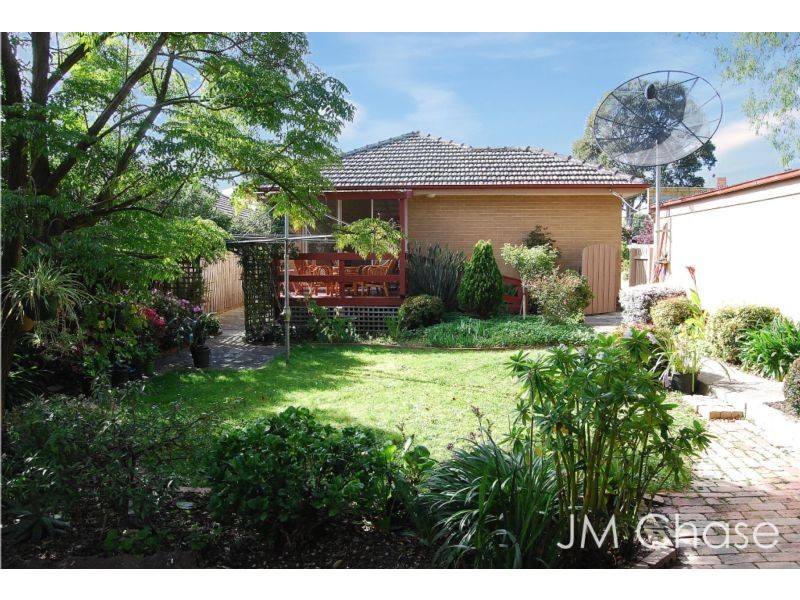 10 Inglewood Avenue, Forest Hill VIC 3131