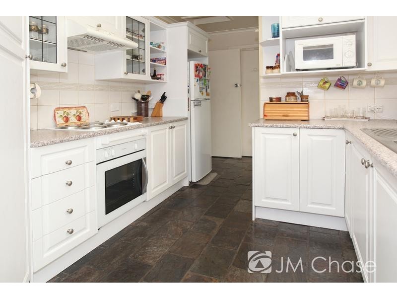 4 Dunkinson Street, Narre Warren VIC 3805