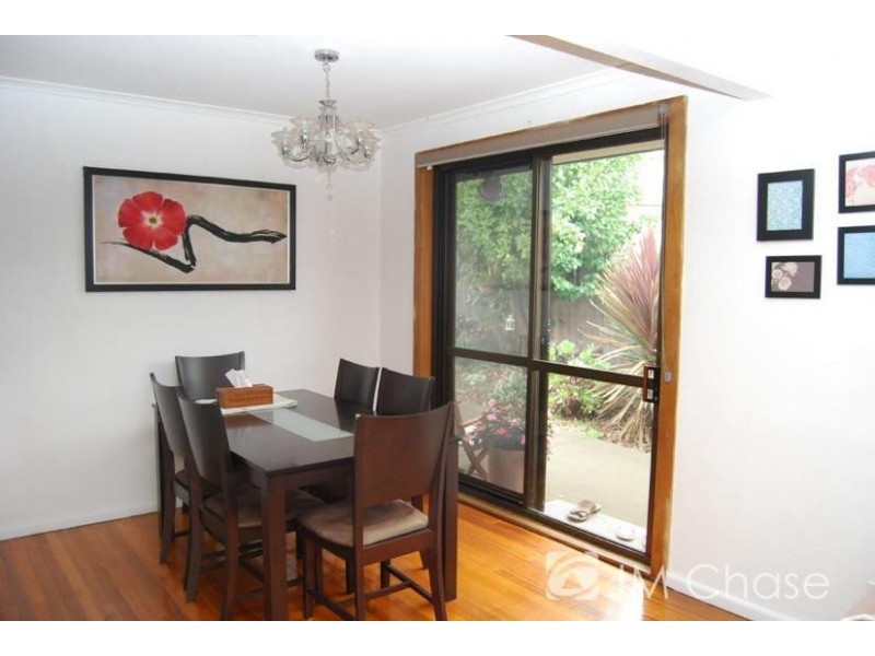 15 Wilkinson Street, Burwood East VIC 3151