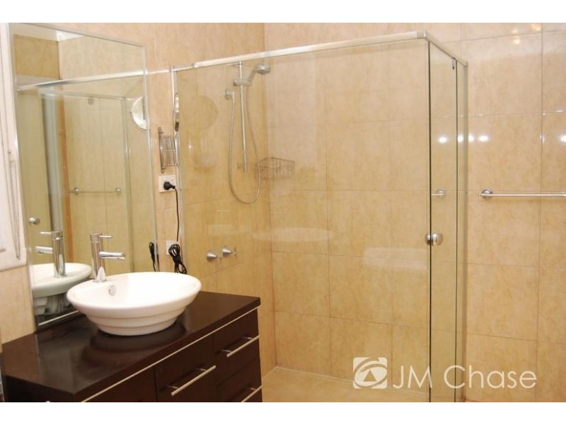 15 Wilkinson Street, Burwood East VIC 3151