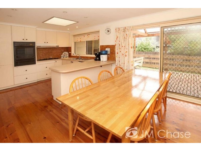 12 Fitzgerald Street, Ringwood East VIC 3135