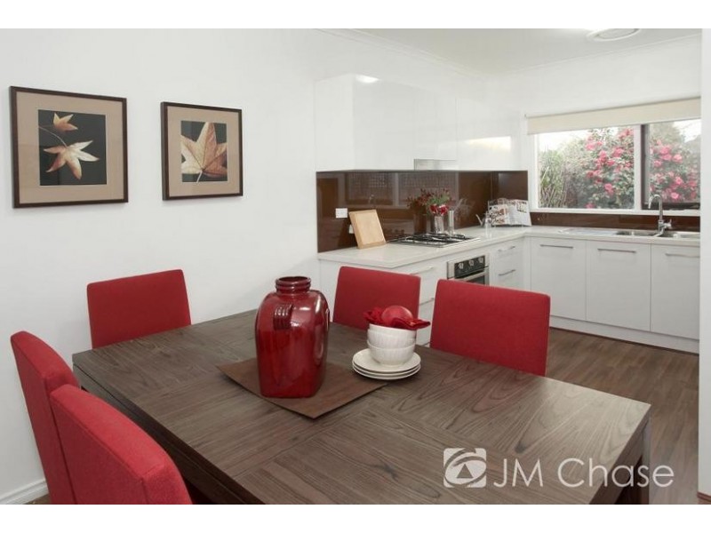 2/85 Clyde Street, Box Hill North VIC 3129