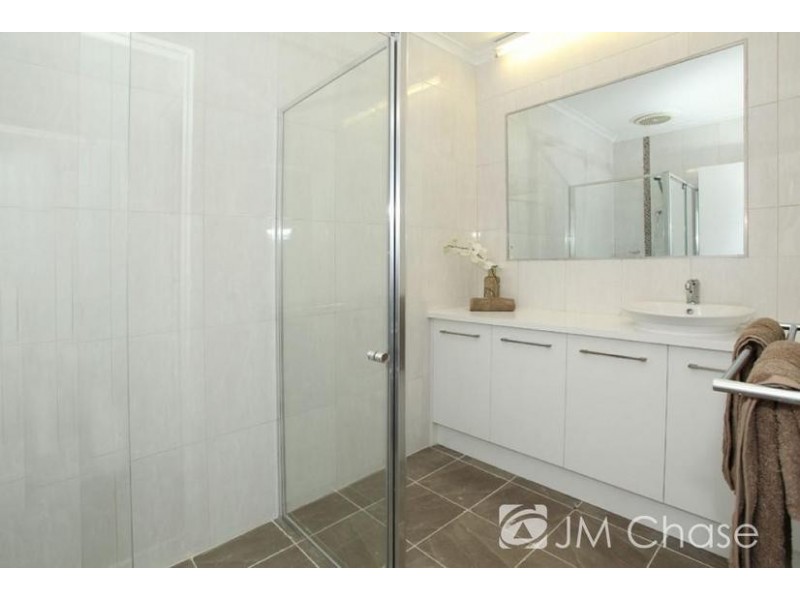 2/85 Clyde Street, Box Hill North VIC 3129