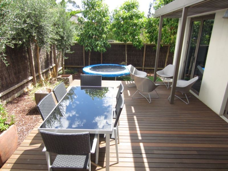 5 Magnolia Drive, Forest Hill VIC 3131