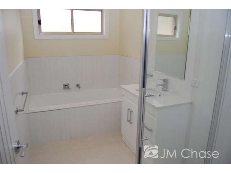 1/11 View Road, Vermont VIC 3133