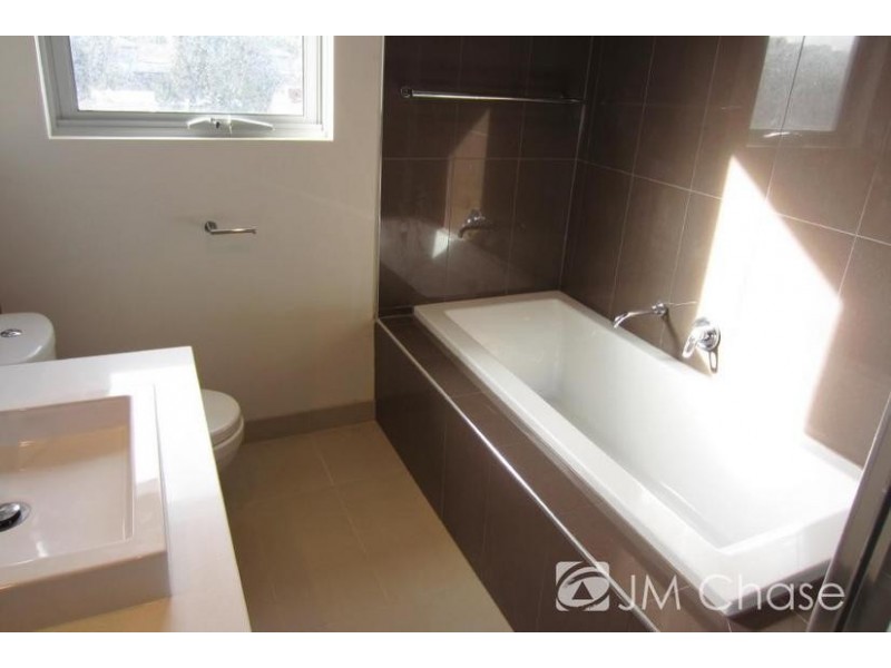 3/21-23 Bellara Street, Doncaster VIC 3108