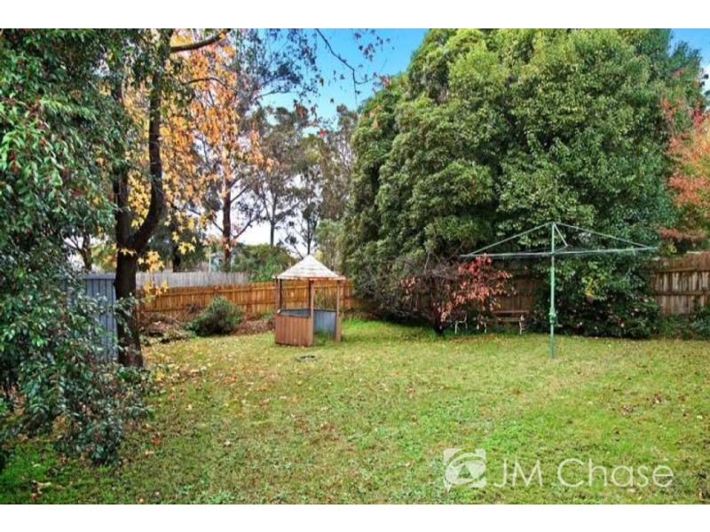 37 Thornhill Drive, Forest Hill VIC 3131