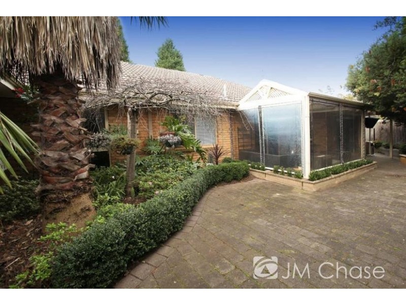 38 Pioneer Close, Vermont South VIC 3133