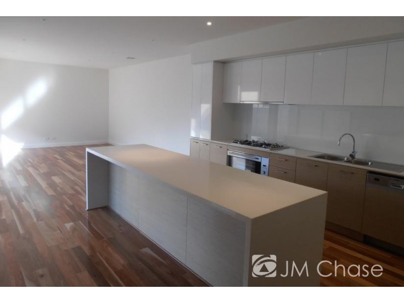 13 Elmington Avenue, Forest Hill VIC 3131