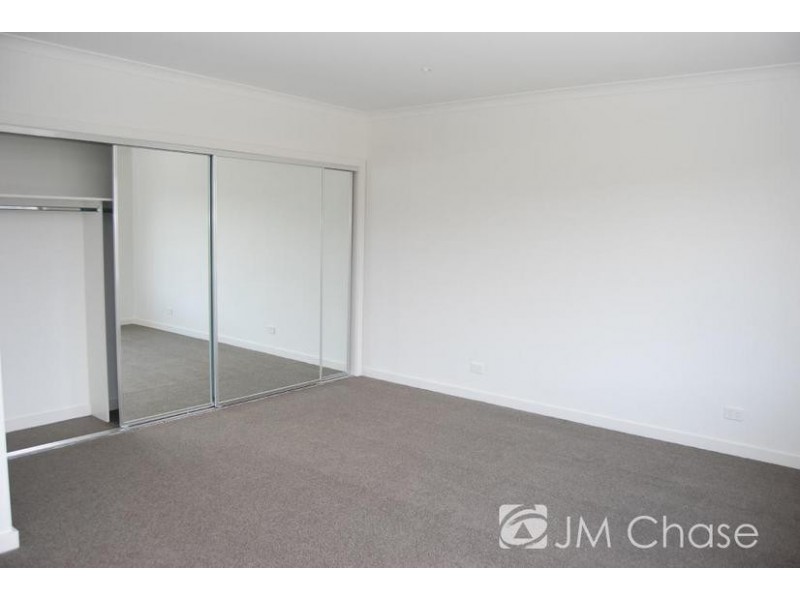 10 Elmington Avenue, Forest Hill VIC 3131