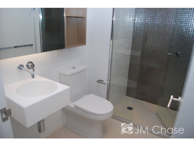 2506/33 Mackenzie Street, Melbourne VIC 3000