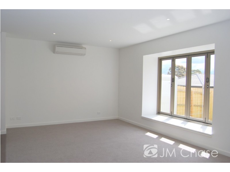3 Tisane Avenue, Forest Hill VIC 3131