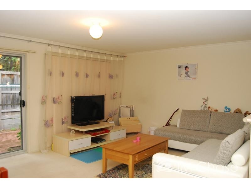 42 Sandon Circuit, Forest Hill VIC 3131