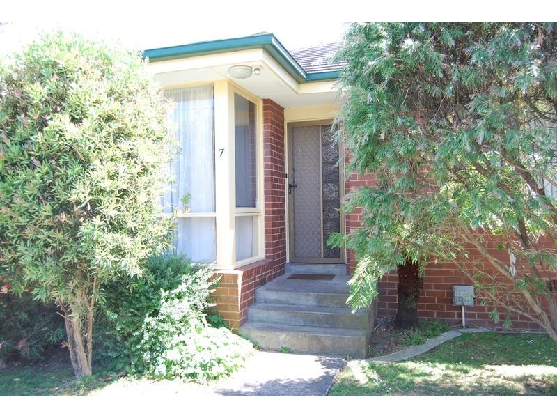 7/8 McClares Road, Vermont VIC 3133