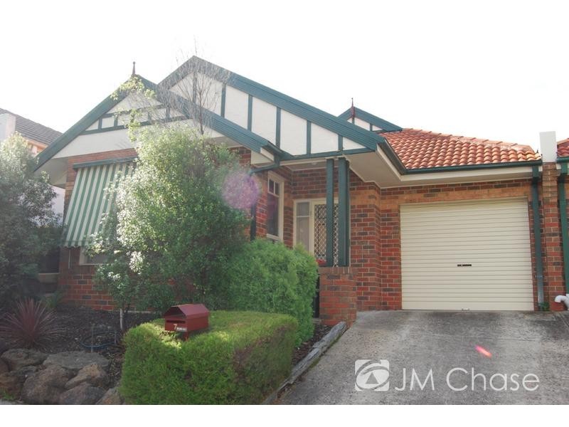 7 Quadrangle, Glen Waverley VIC 3150