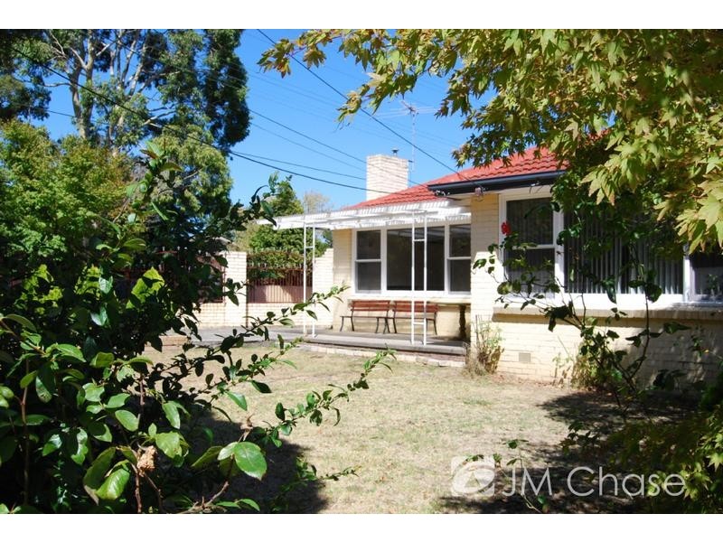 1 Romoly Drive, Forest Hill VIC 3131
