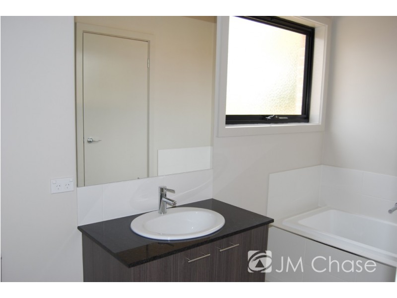 22/12 Irvine Street, Mitcham VIC 3132