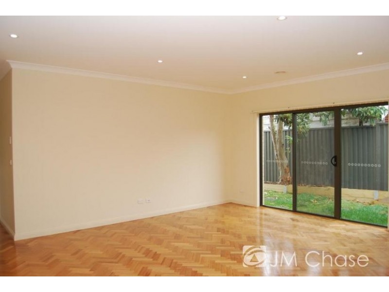 2/48 Romoly Drive, Forest Hill VIC 3131