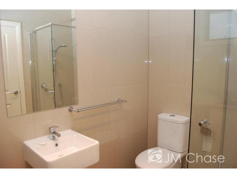 2/48 Romoly Drive, Forest Hill VIC 3131