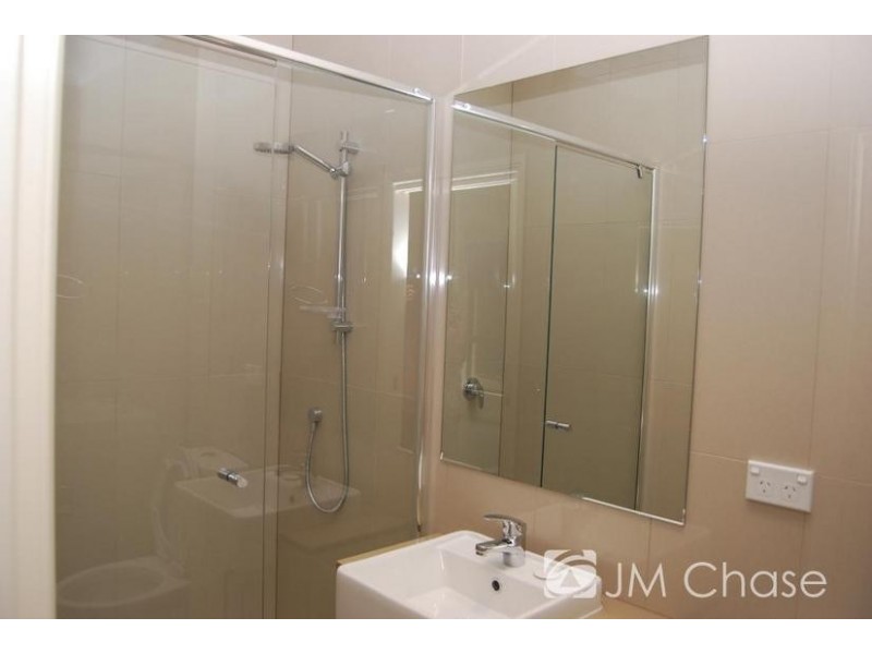 2/48 Romoly Drive, Forest Hill VIC 3131