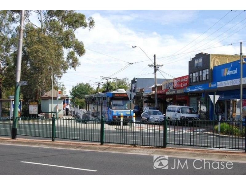 154 Elgar Road, Box Hill South VIC 3128