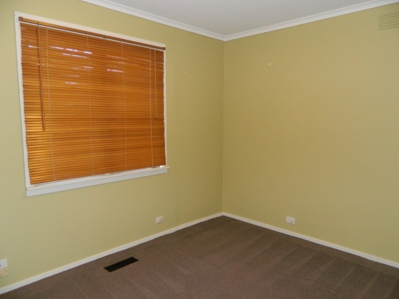 52 Parkmore Road, Forest Hill VIC 3131