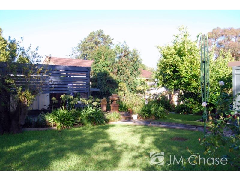 52 Parkmore Road, Forest Hill VIC 3131